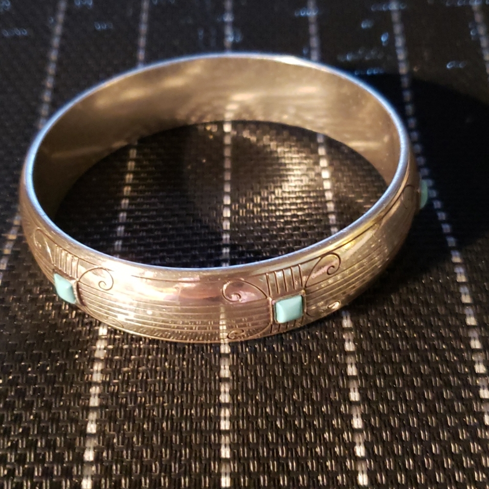 Great turquoise/ silver cuff
